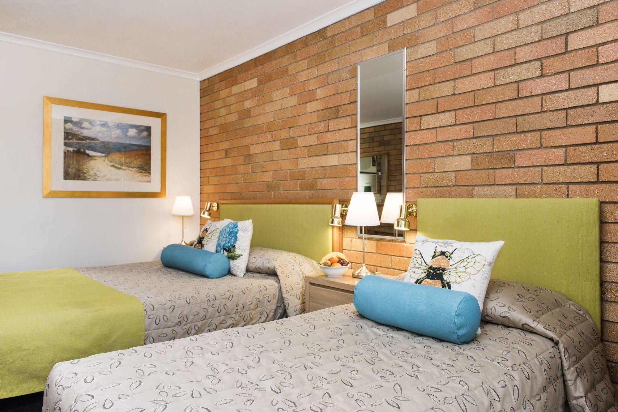 מודגי Ningana Motel מראה חיצוני תמונה