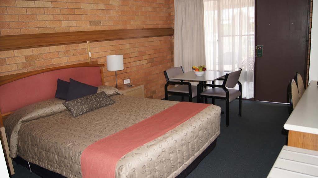 מודגי Ningana Motel מראה חיצוני תמונה