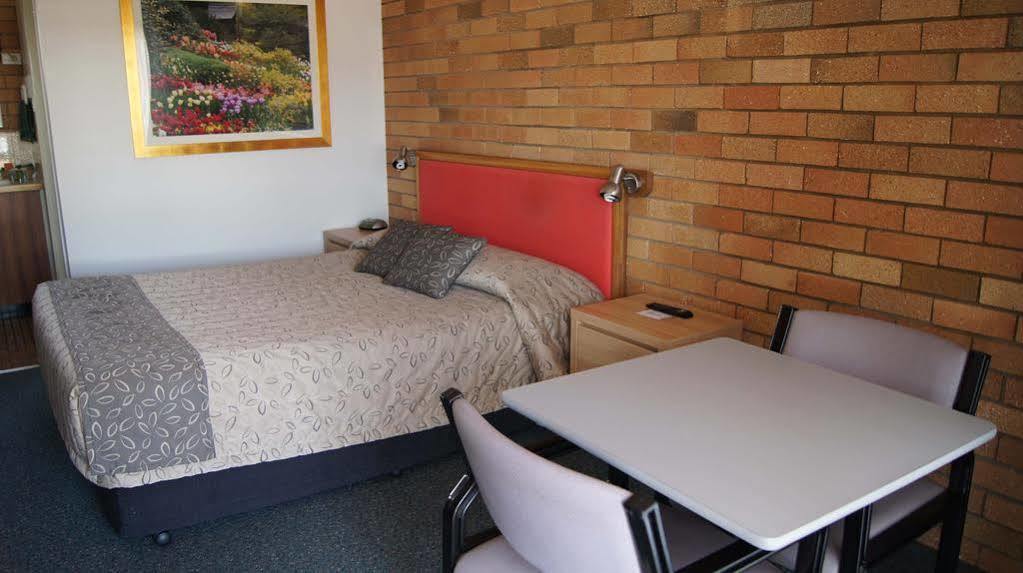 מודגי Ningana Motel מראה חיצוני תמונה